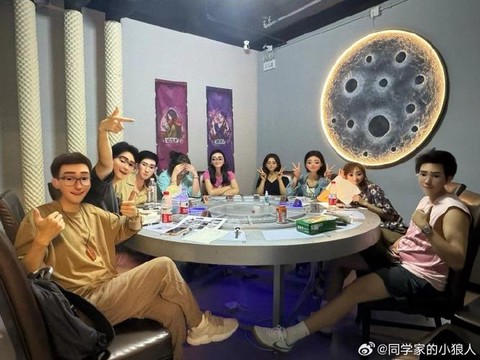 欢乐狼人杀怎么变声[图2]