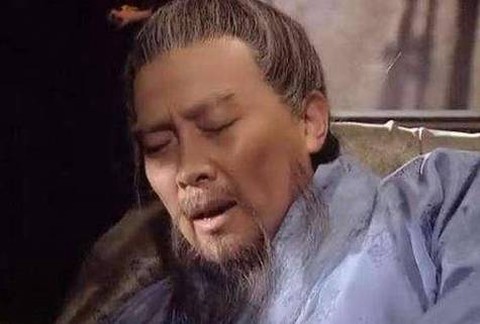 三国诸葛亮是怎么死的