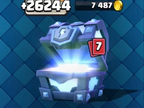 皇室战争查宝箱怎么查