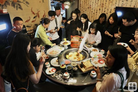 龙之谷手游宴会怎么吃[图2]