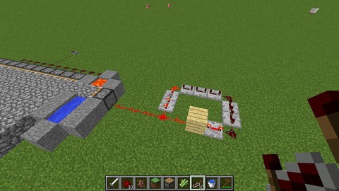 我的世界中继器怎么做