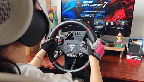 玩极品飞车用什么方向盘[图2]