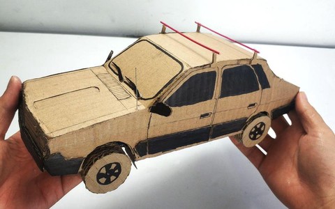 绝地求生怎么开车门