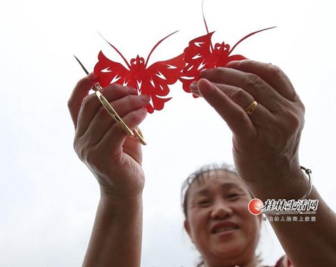 迷你世界剪刀怎么剪草[图2]