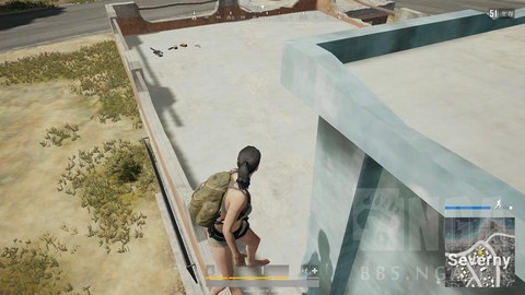 绝地求生怎么跳房顶