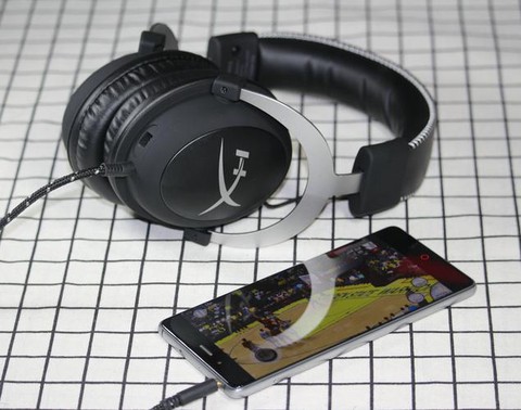 穿越火线用什么耳机好[图1]