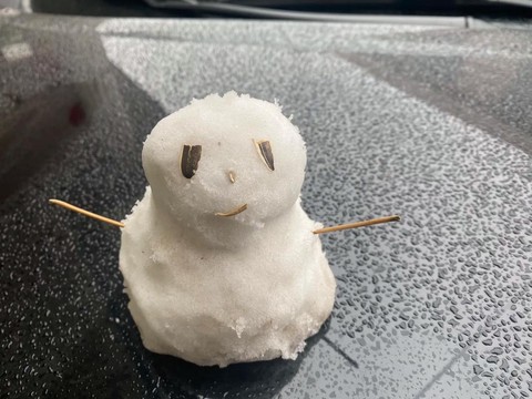 迷你世界怎么堆雪人