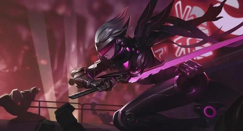 英雄联盟剑姬怎么打剑姬