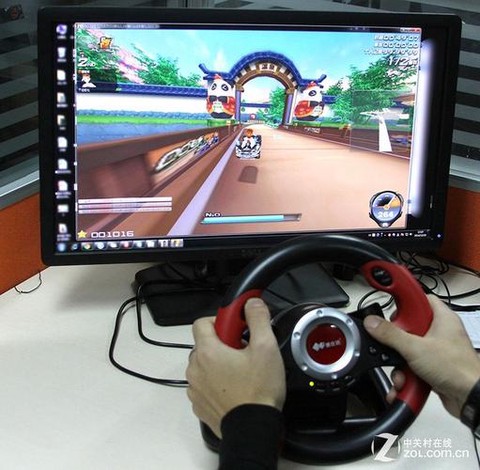 极品飞车如何用方向盘
