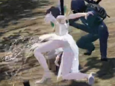 绝地求生怎么抽裙子[图2]