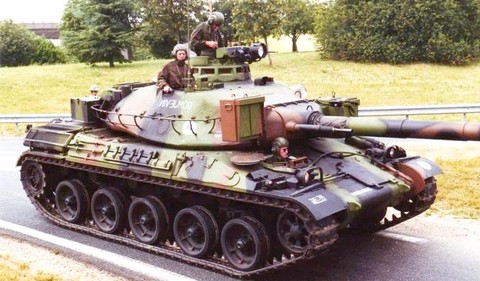 坦克世界amx30b[图2]