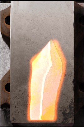 在手机上开铁匠铺图1