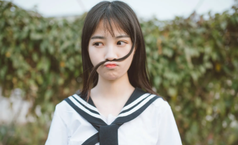 知美证件照截图1