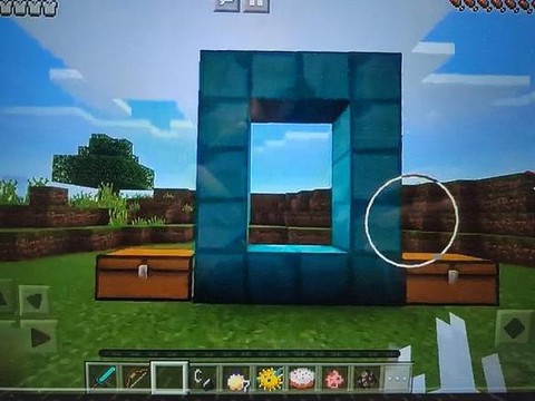 我的世界手机版如何去暮色森林[图1]